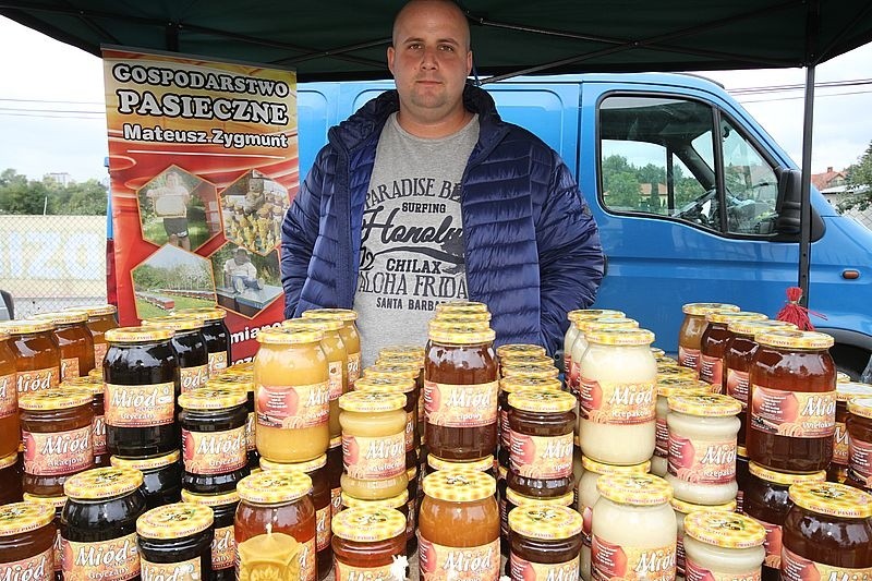 O pszczołach i produktach prosto z ula na Kiermaszu Pszczelarskim w Kielcach [WIDEO, zdjęcia]
